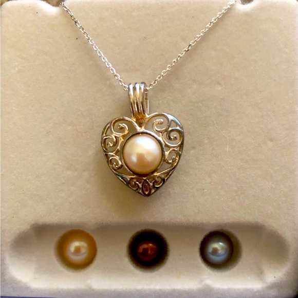 Jewelry - Sterling Silver 925 heart necklace with interchangeable pearls